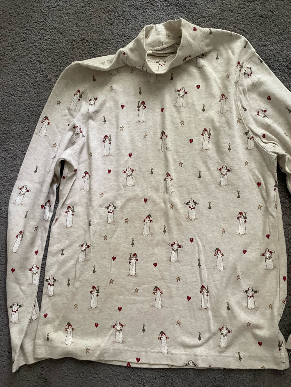 Cream Holiday-Print Women’s Turtleneck